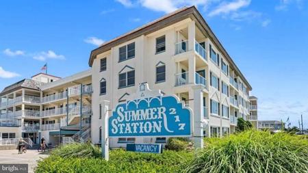 217 BEACH AVENUE