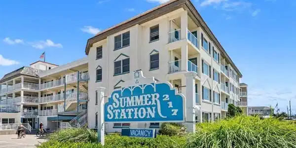 217 BEACH AVENUE