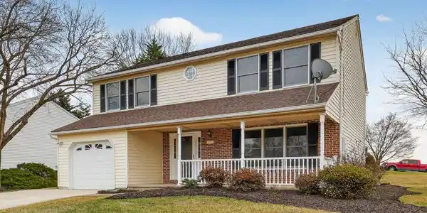 225 HEATHER WAY