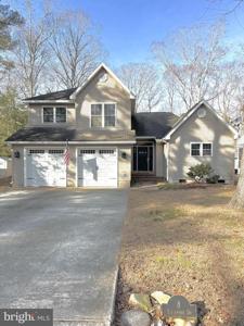 8 EDGEWOOD DRIVE