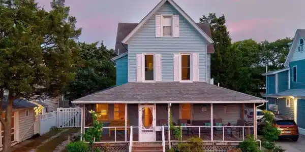 18 DELAWARE AVENUE
