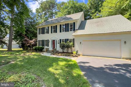 10127 QUEENS CIR