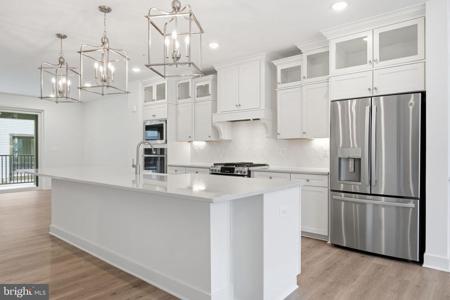128B LOCKE STREET