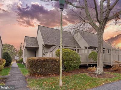 39470 WOODLAND VIEW COURT