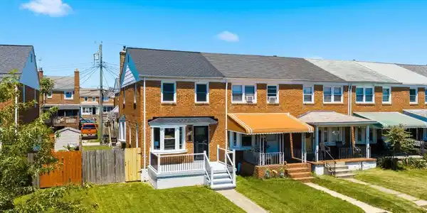 1930 CODD AVENUE
