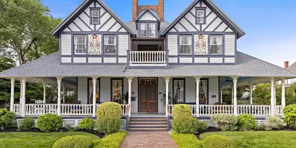 123 CORAL STREET