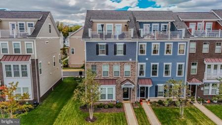 1670 SANDPIPER BAY LOOP
