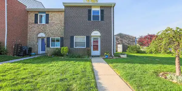 301 SWEET BRIAR COURT