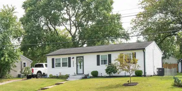 203 FLETCHWOOD ROAD