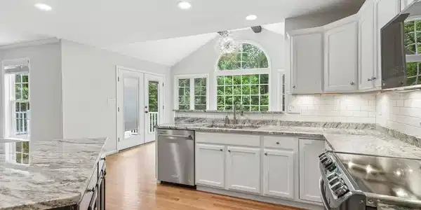 2425 HARRISON COURT