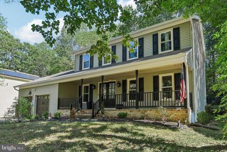 1123 COLUMBUS DRIVE