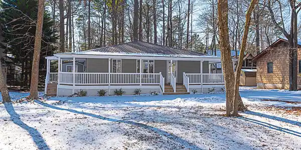 22 DUCK COVE CIRCLE