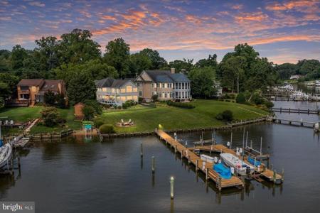 369 EDGEWATER ROAD