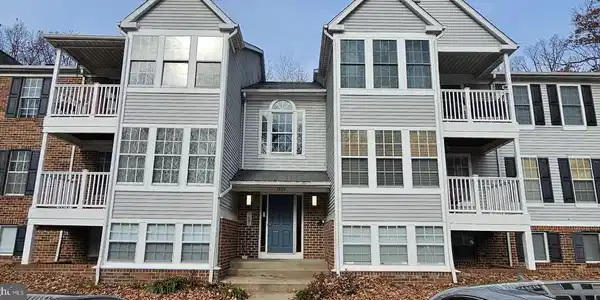 1302 CLOVER VALLEY WAY