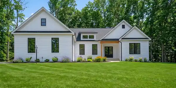 2507 RUNNING BROOK CT