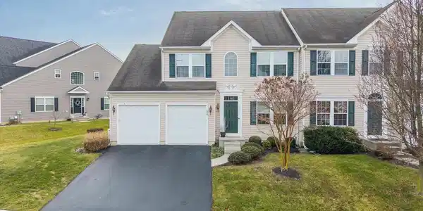 220 AVONBRIDGE DRIVE