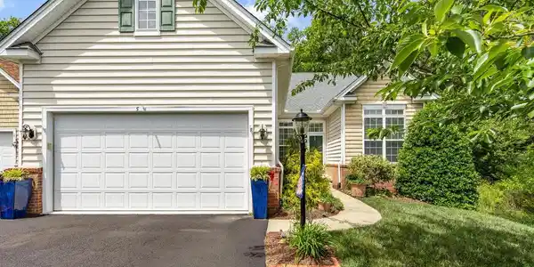 5 MACAFEE COURT
