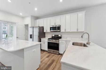227 JENKINS WAY
