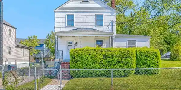 6904 FAIT AVENUE