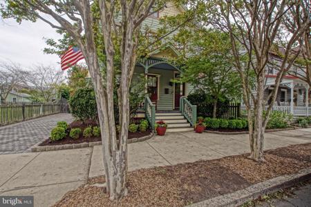 318 SAVANNAH ROAD