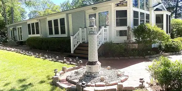 25306 CRAB ALLEY