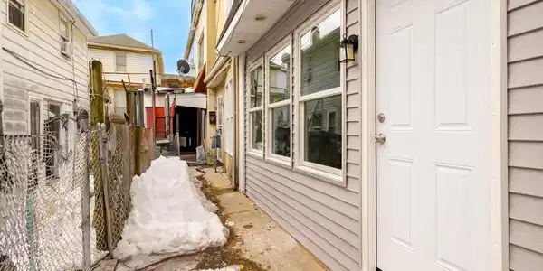 26 GEORGIA AVENUE