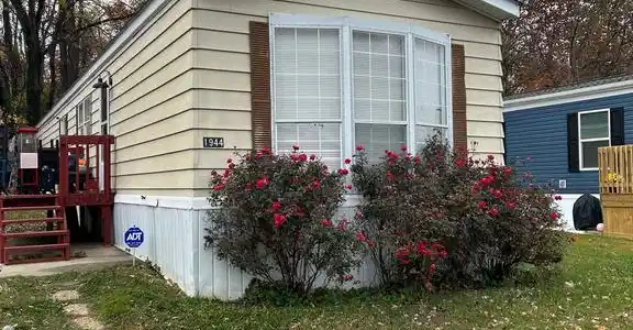 1944 CHIPPER DRIVE