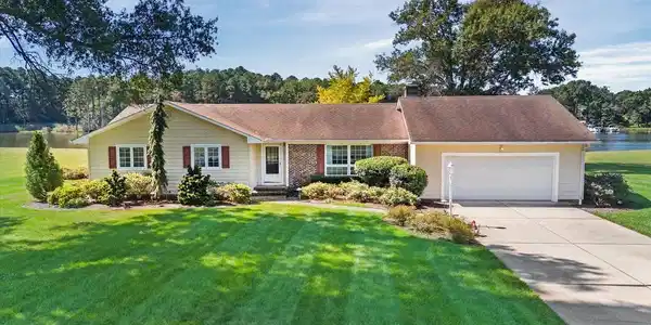 29 CREEK DRIVE