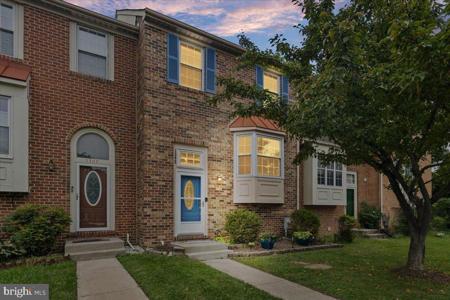 1305 RIVERWOOD WAY