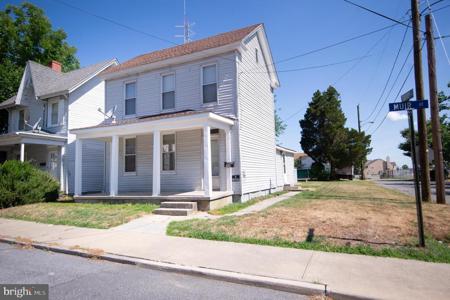 309 MUIR STREET