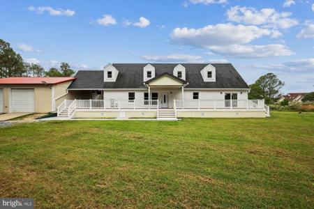 5902 HEATHER LANE