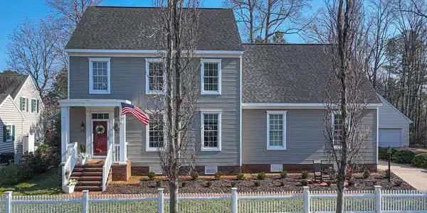 1613 MERCERS WAY