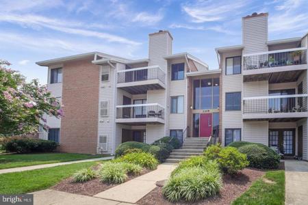 1109 CASTLE HARBOUR WAY