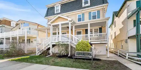 431 CENTRAL AVENUE