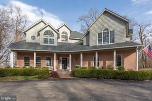 30 CANNON BLUFF DRIVE