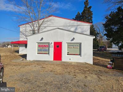 4672 DUPONT PARKWAY
