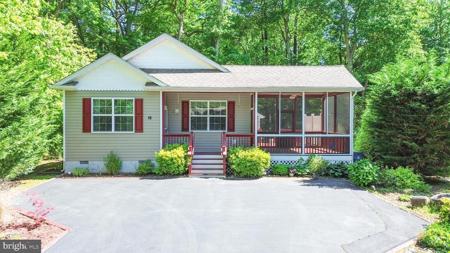16 JUNIPER COURT