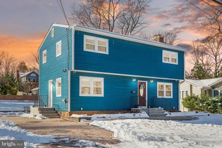380 DEWEY DRIVE