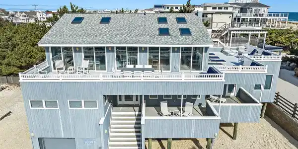 1039 LONG BEACH BOULEVARD