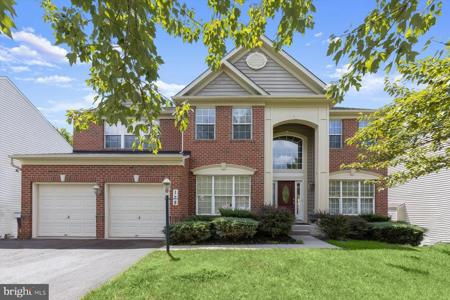 128 BAY CLUB PARKWAY