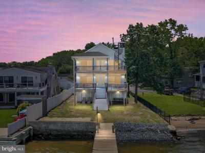 8810 HINTON