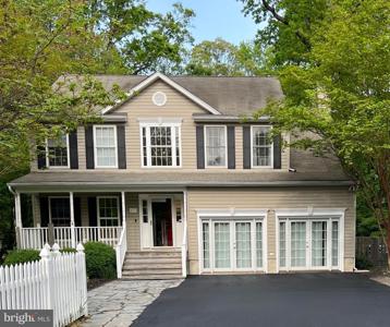 403 HOLLY DRIVE