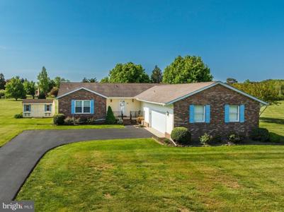 64 LONG CREEK DRIVE
