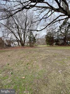 1330 HALLS ROAD