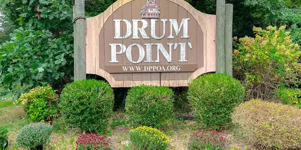 454 DOGWOOD DRIVE