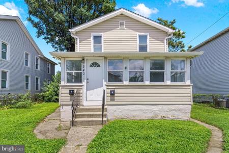 240 RIVERVIEW AVENUE