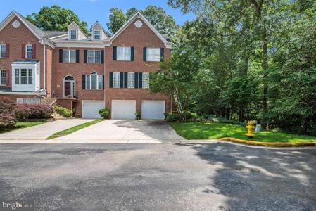 724 RUSACK COURT