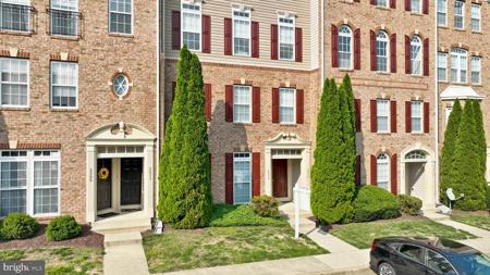 2213 IVY LANE