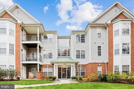 2155 SCOTTS CROSSING COURT