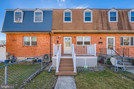 658 KINGSTON ROAD